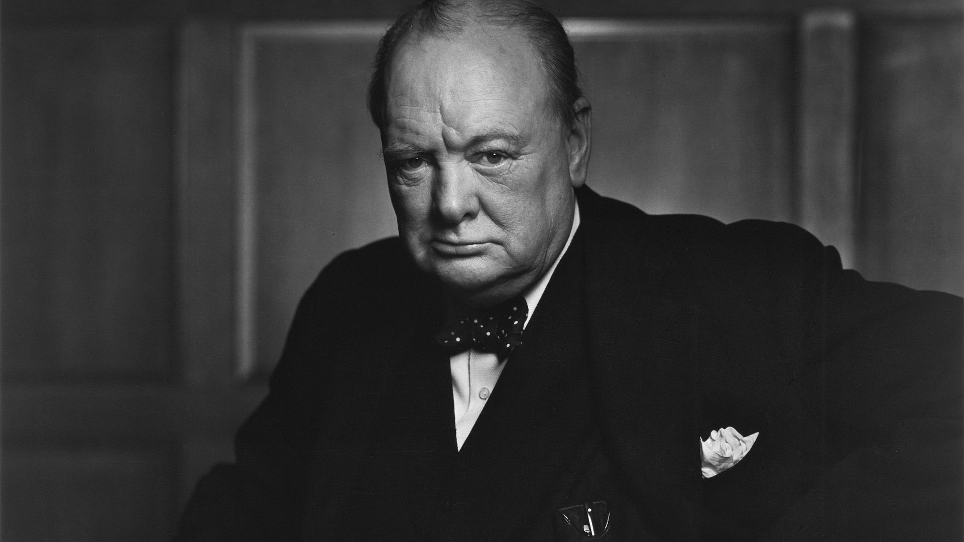 File:Sir Winston Churchill - 19086236948.jpg