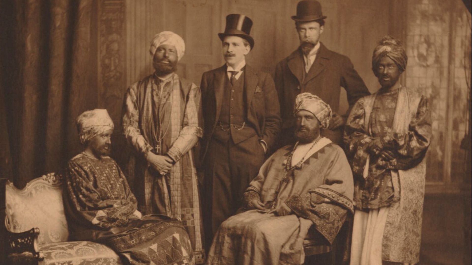 File:Dreadnought hoax larger photo (cropped).png