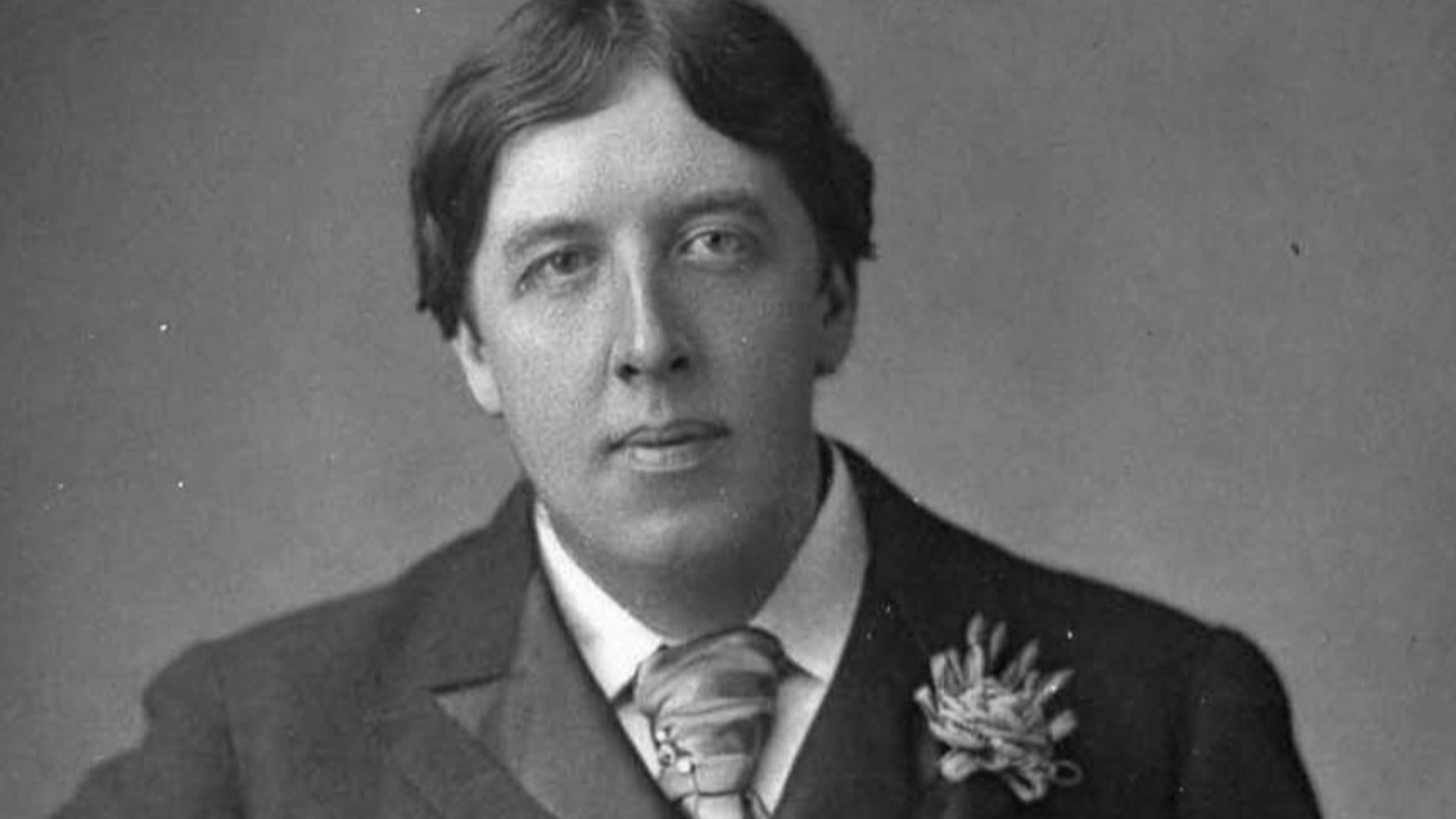 File:Oscar Wilde (1854-1900) 1889, May 23. Picture by W. and D. Downey.jpg
