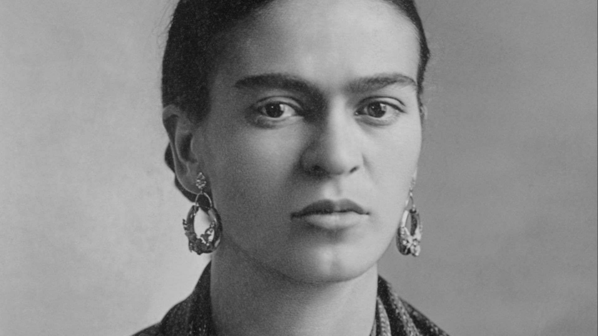 File:Frida Kahlo, by Guillermo Kahlo.jpg