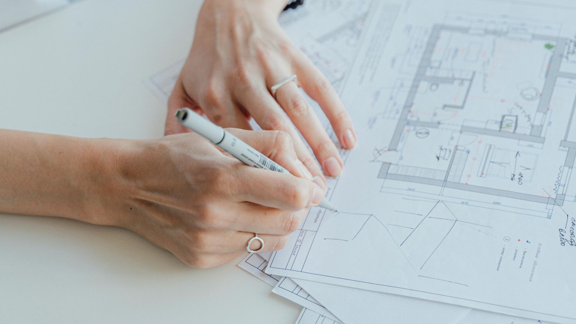 Antoni Shkraba Studio