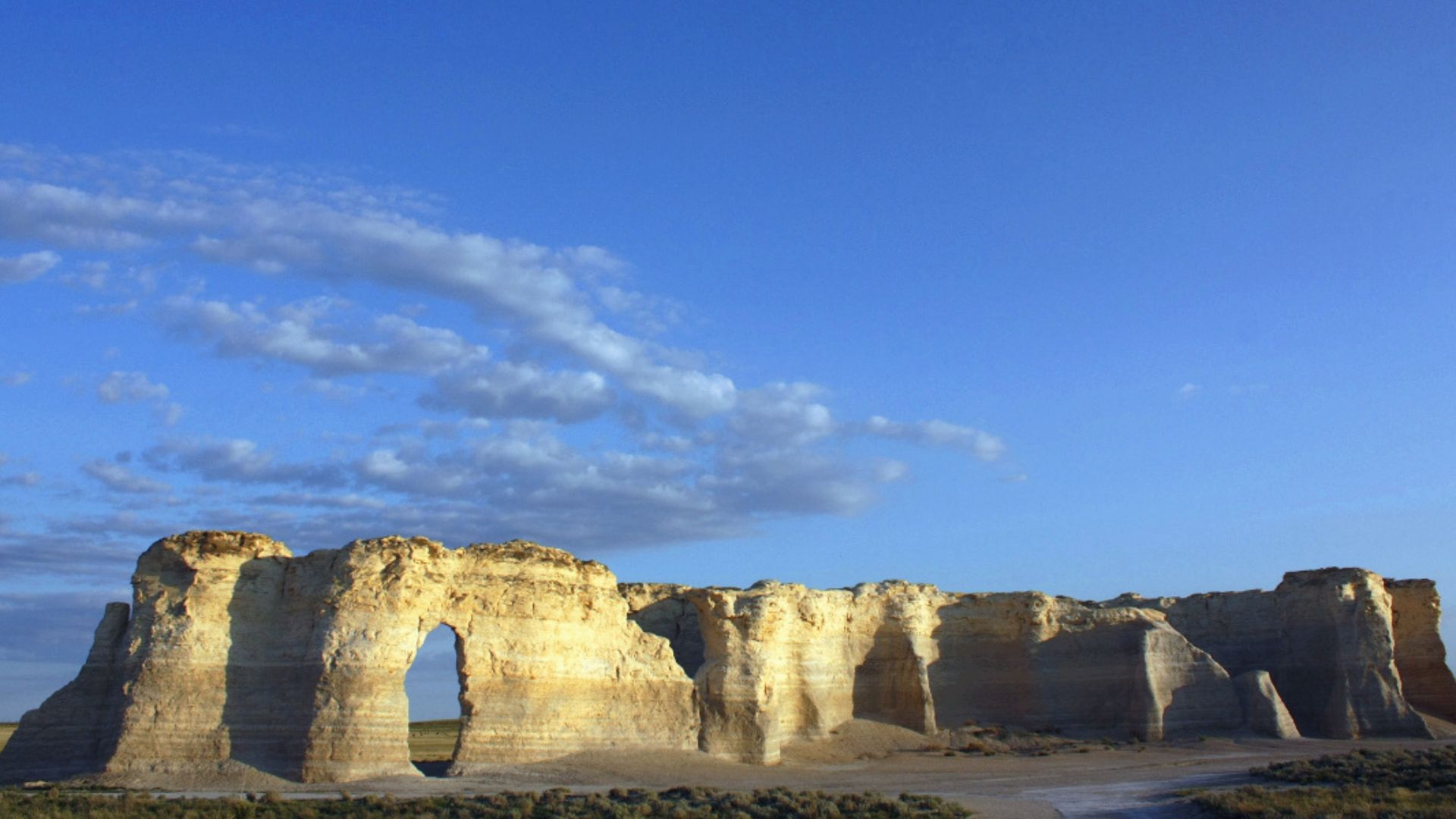 File:A328, Monument Rocks National Natural Landmark, Gove County, Kansas, 2011.JPG