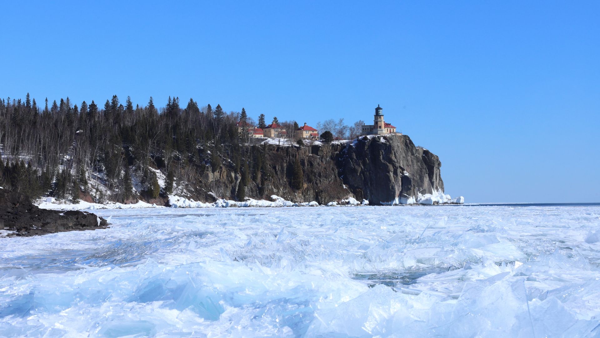 File:Split Rock Lighthouse State Park (51937094320).jpg