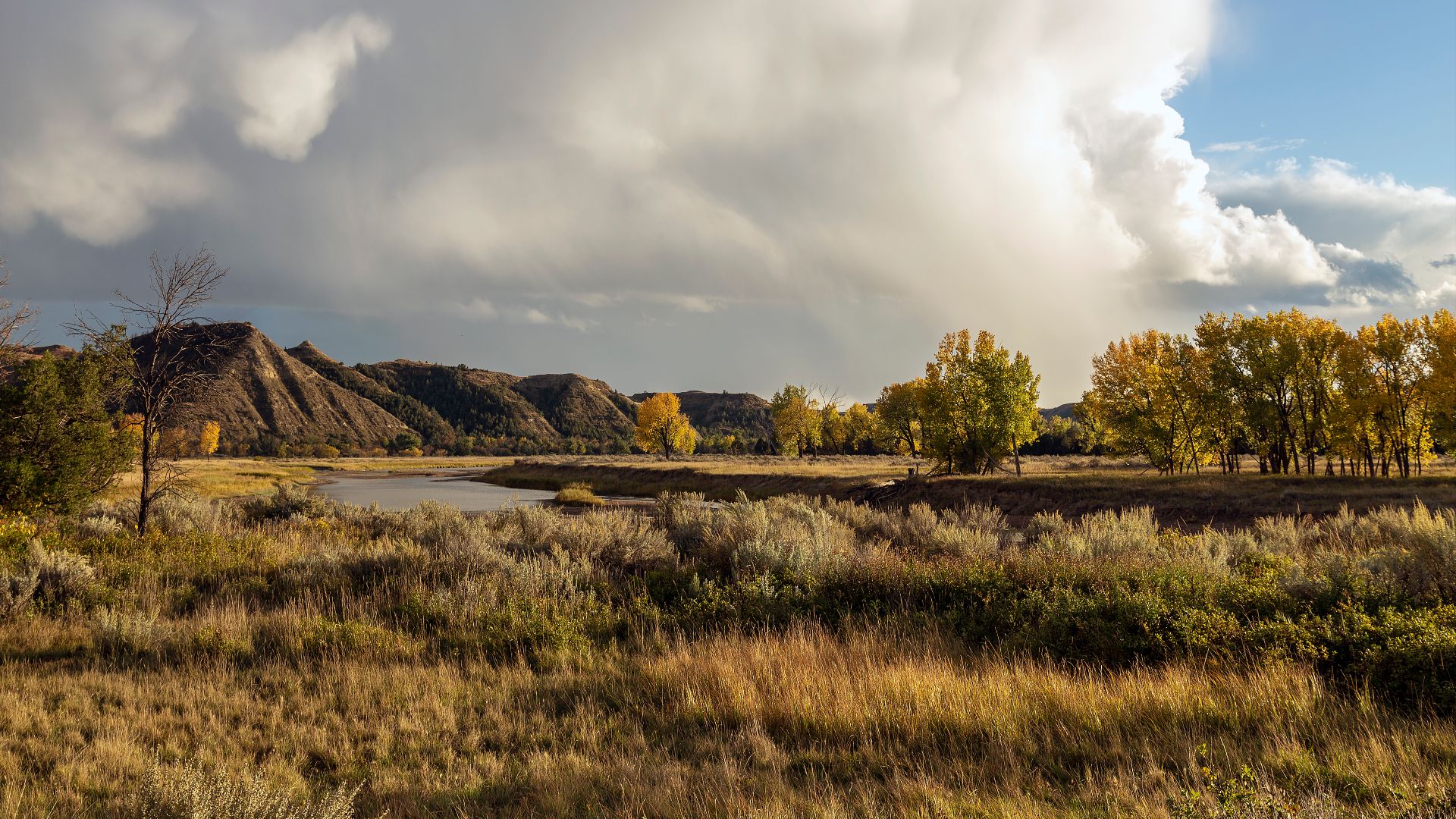 File:Little Missouri in Theodore Roosevelt NP ND1.jpg