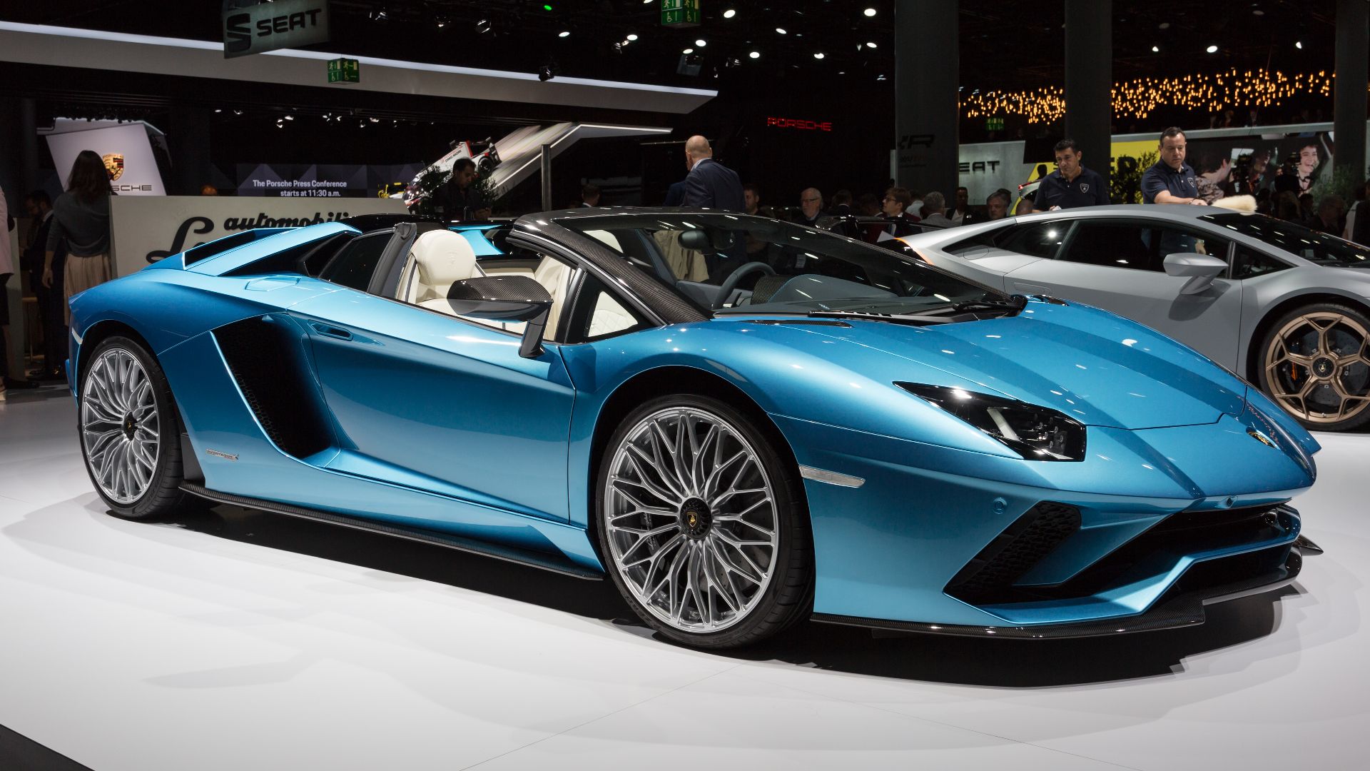 File:Lamborghini Aventador S Roadster, IAA 2017, Frankfurt (1Y7A2083).jpg