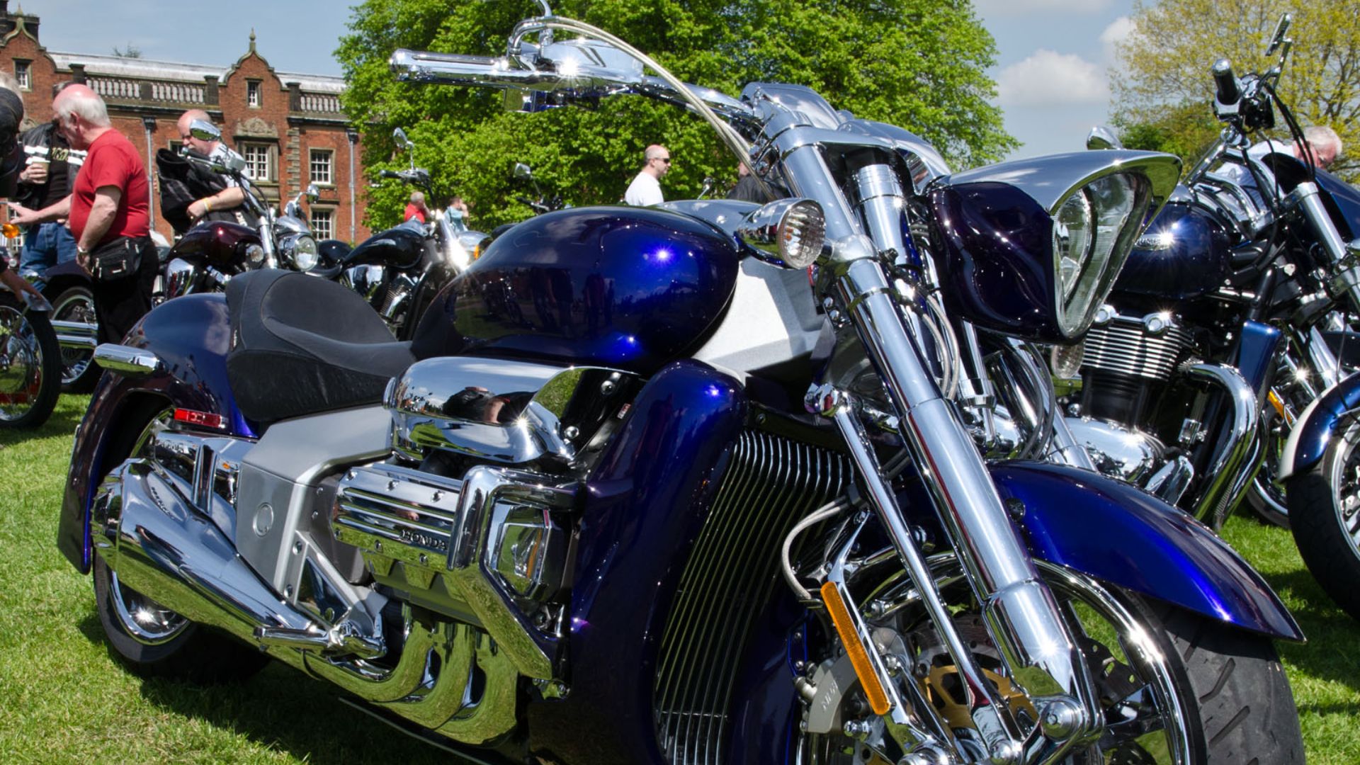 File:Honda Valkyrie Rune.jpg
