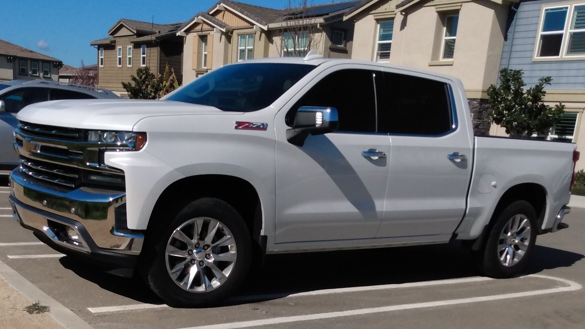 File:2021 Chevrolet Silverado 1500 ZZ1.jpg