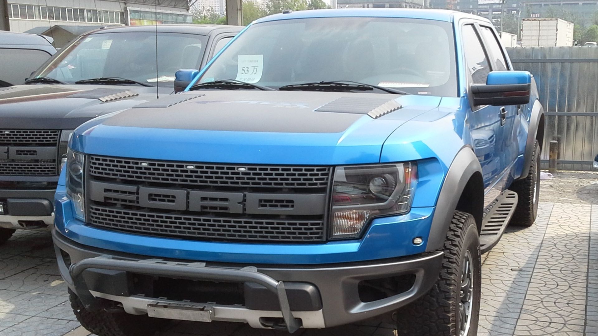 File:Ford F-Series XII SVT Raptor Crew Cab facelift 2 China 2014-04-25.jpg