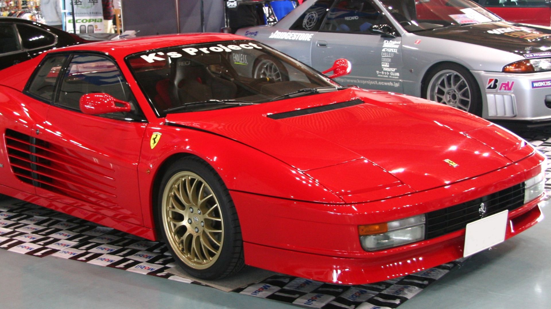 File:Ferrari Testarossa 01.jpg