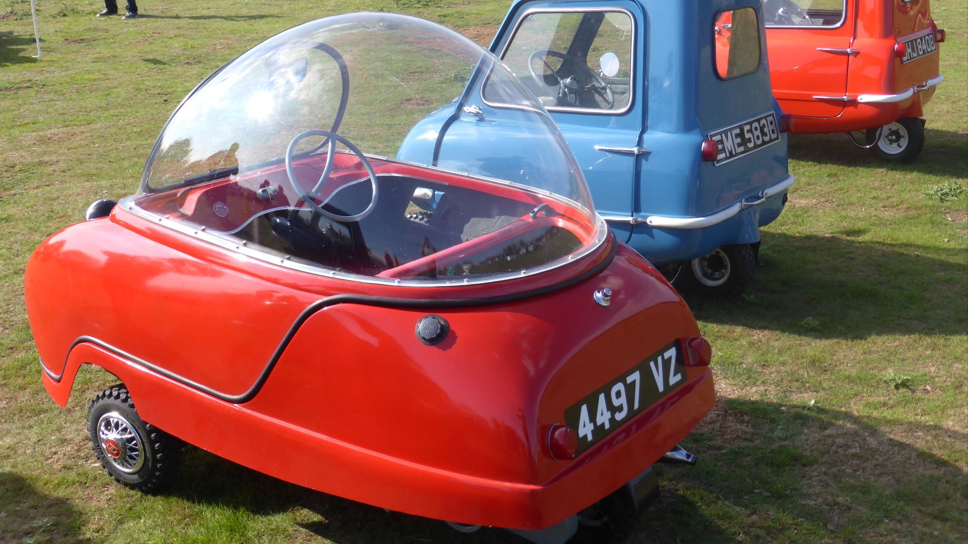 File:Peel Trident (1965) & 2x Peel P50 (1964) (48773783956).jpg