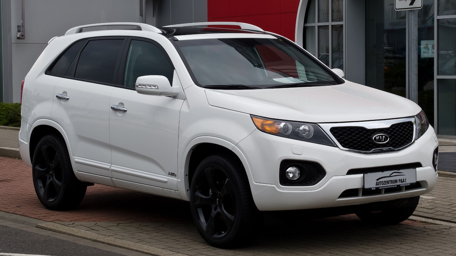 File:Kia Sorento 2.2 CRDi AWD Spirit (XM) – Frontansicht, 15. Juli 2012, Düsseldorf.jpg