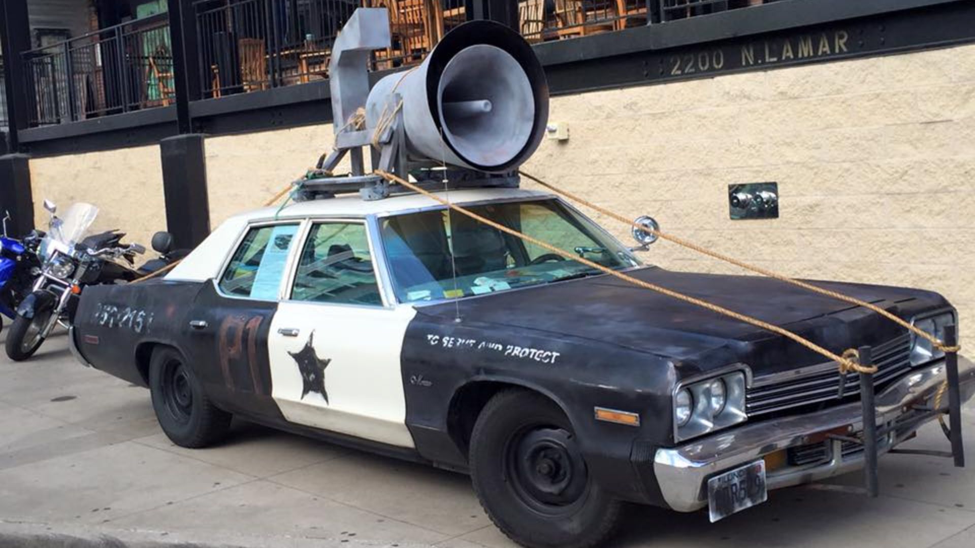 File:Bluesmobile at House of Blues Dallas - 3-4 view.jpg