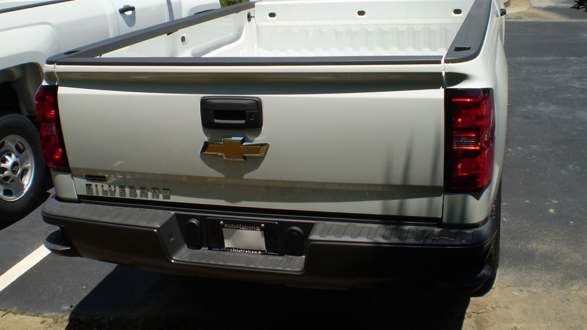 File:2015 chevrolet silverado 1500 wt long reverse.JPG