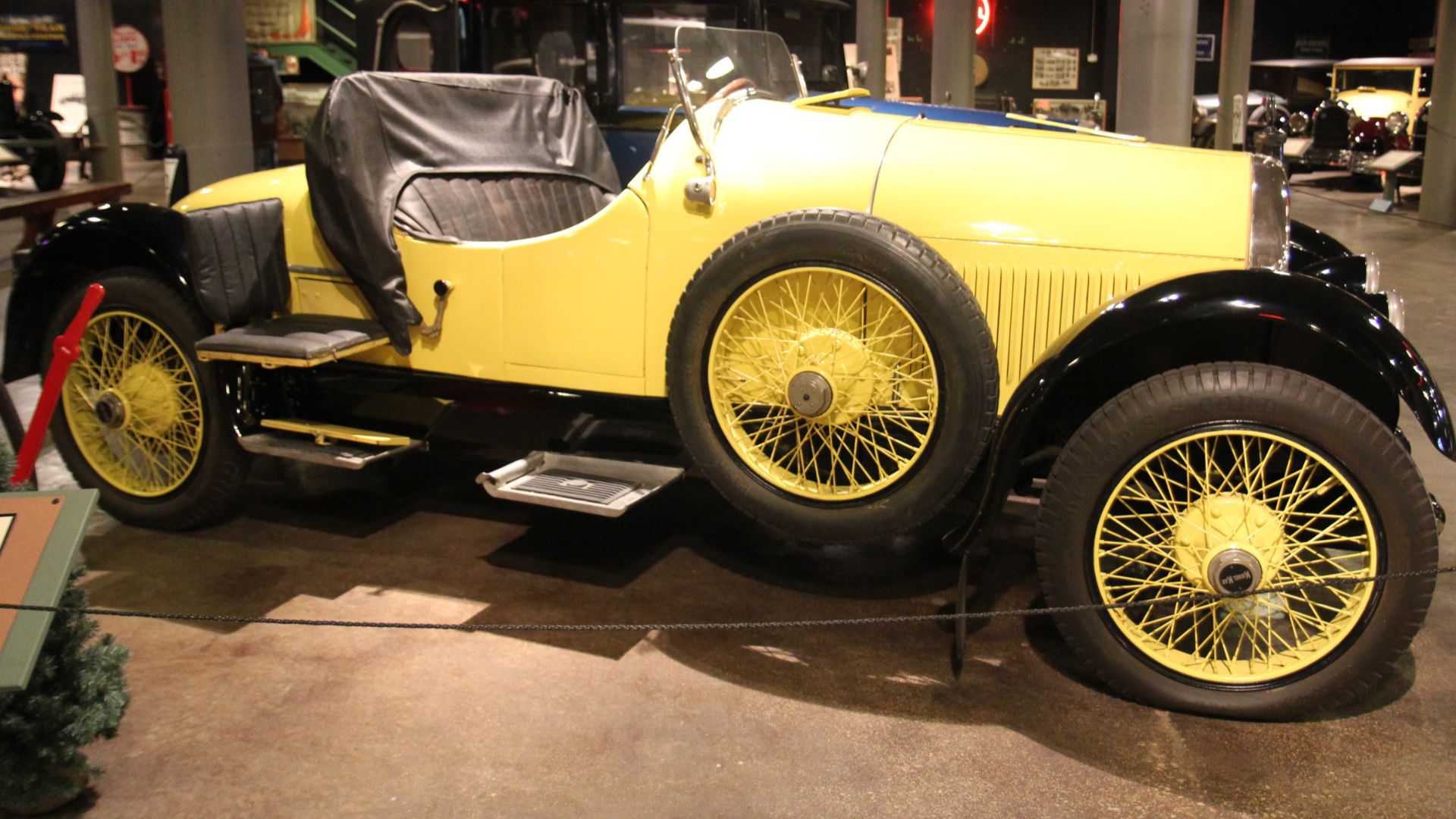 File:1921 Kissel Gold Bug WI Auto Museum.jpg