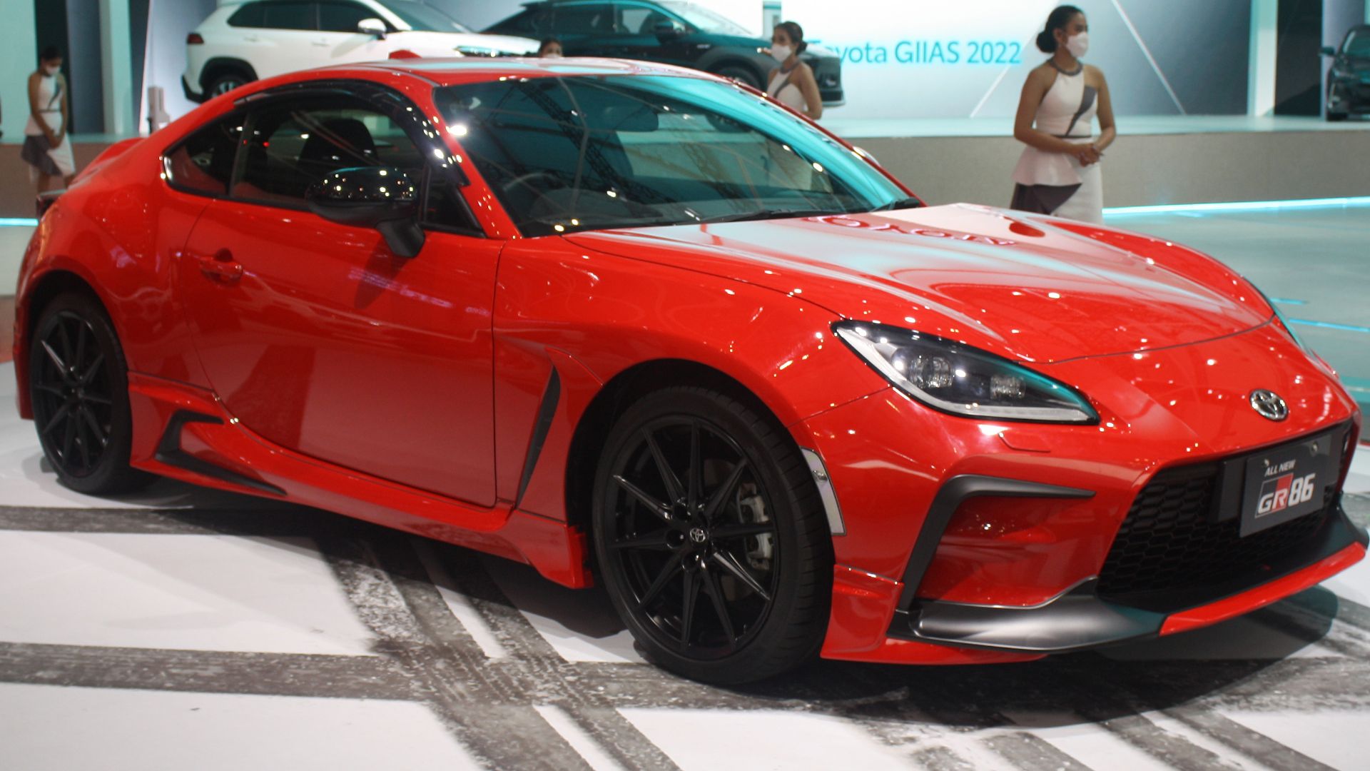 File:2022 Toyota GR86 with GR Parts (Indonesia) front view.jpg