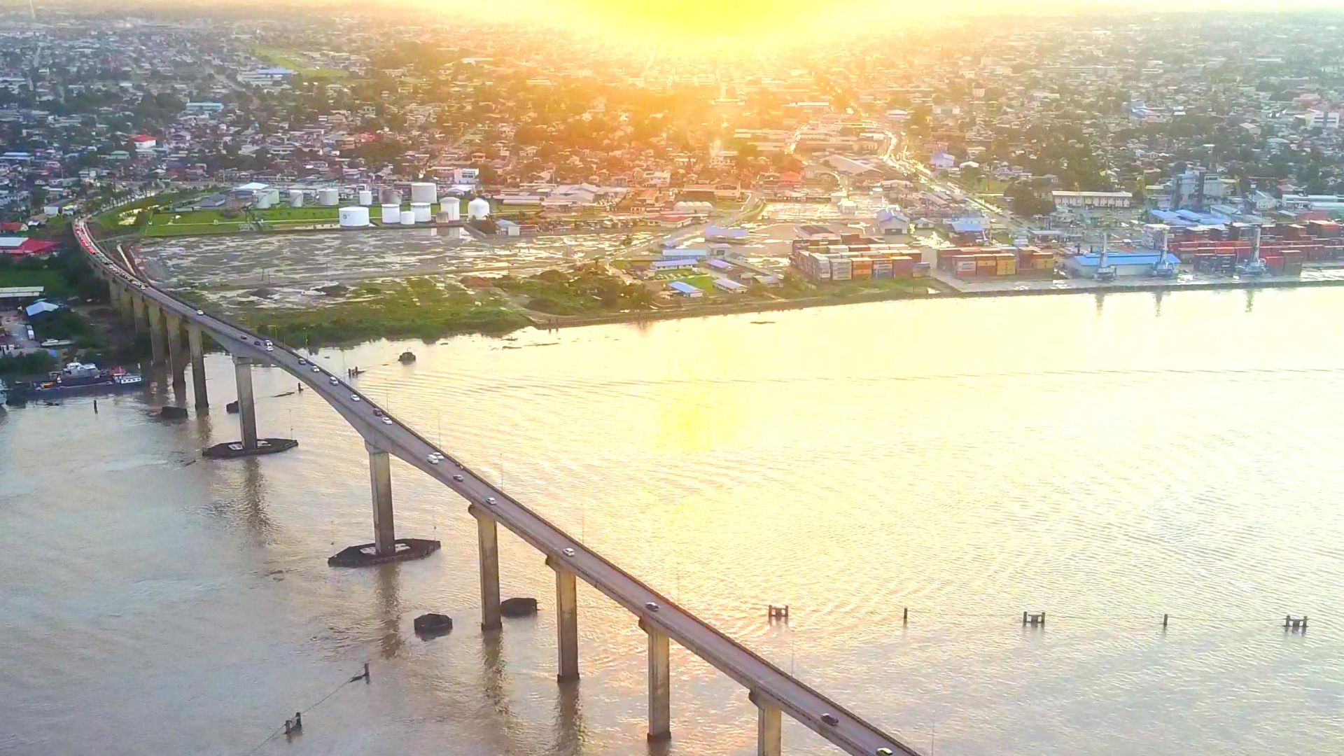 File:Jules Wijdenbosch Bridge 5.jpg