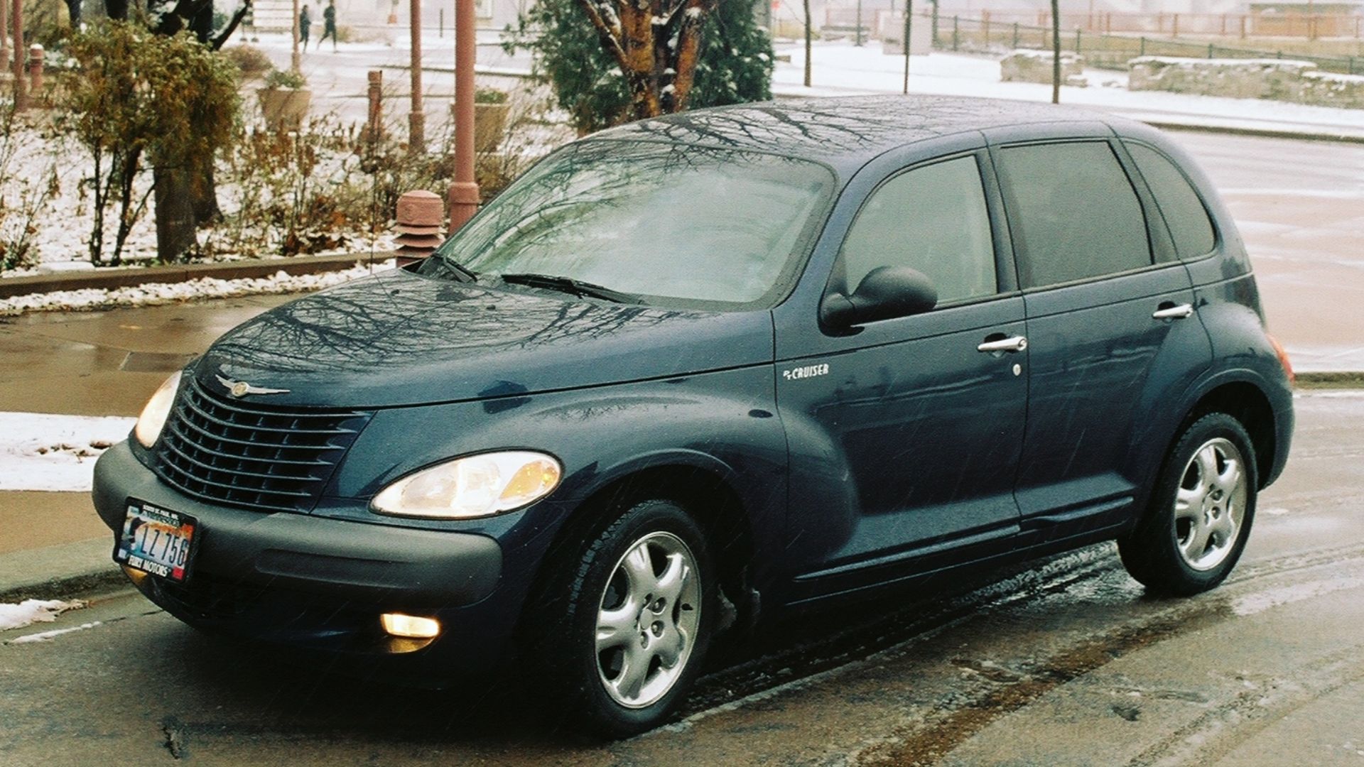 File:2001 Chrysler PT Cruiser Touring Edition (11541816116).jpg