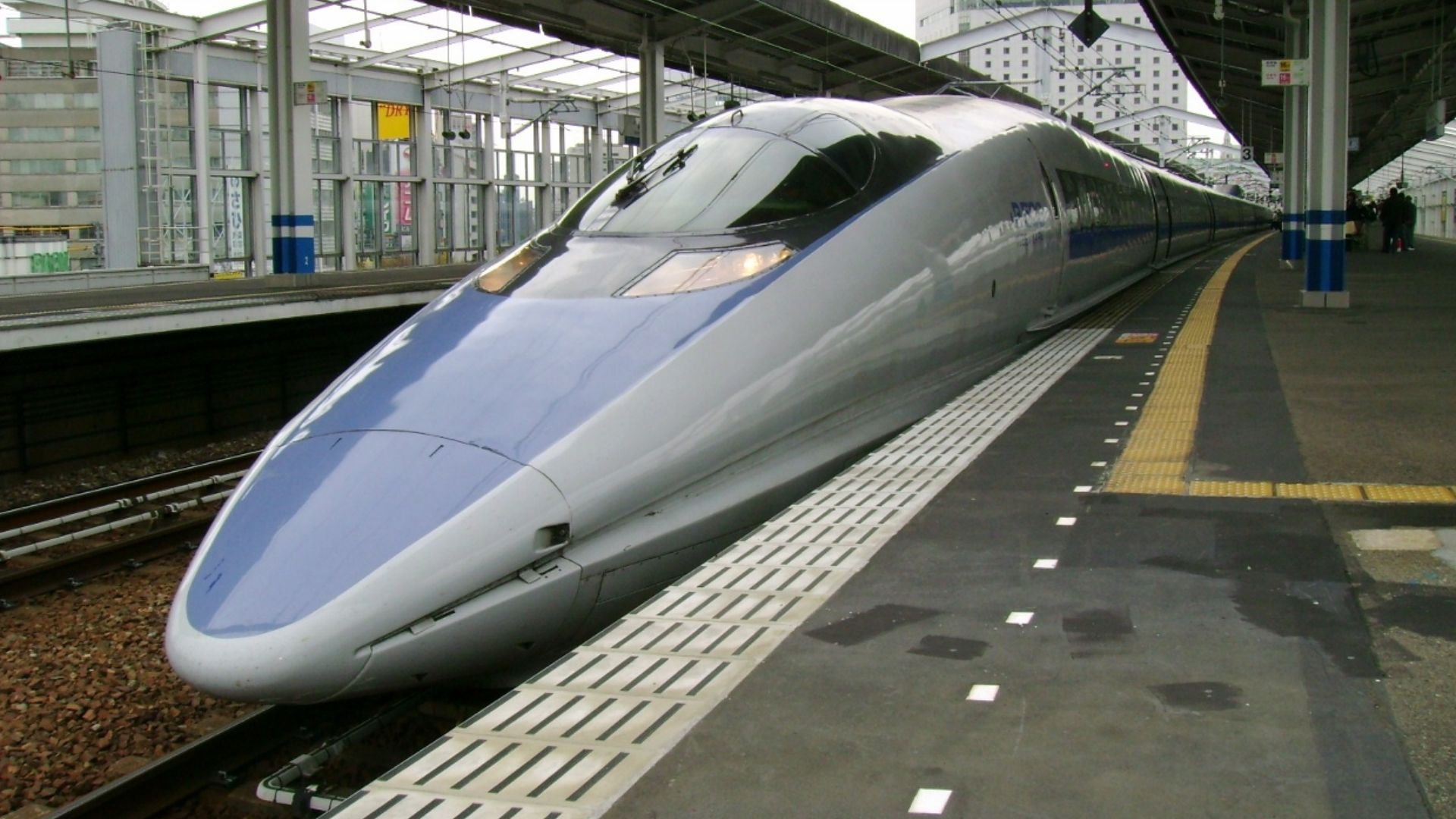 File:Shinkansen Series 500 (8062065107).jpg
