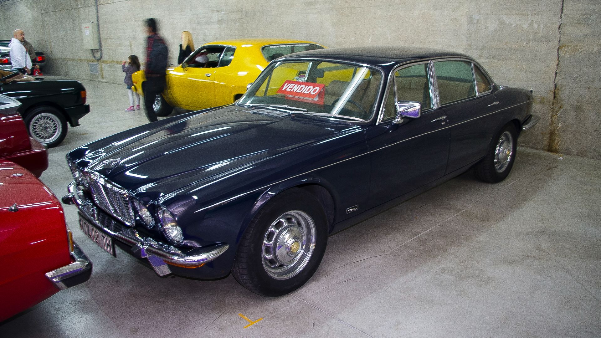 File:1973-79 Jaguar XJ (Series II) (6885968154).jpg