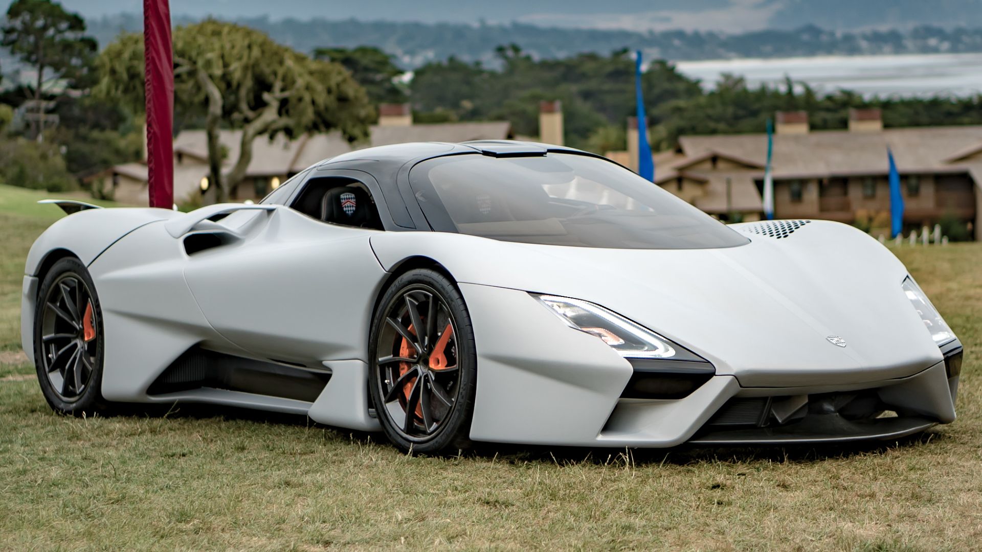 File:2019 SSC Tuatara at Pebble Beach Press Conference.jpg