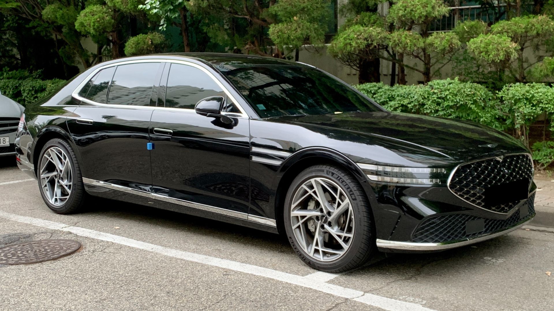 File:00 Genesis G90 1.jpg