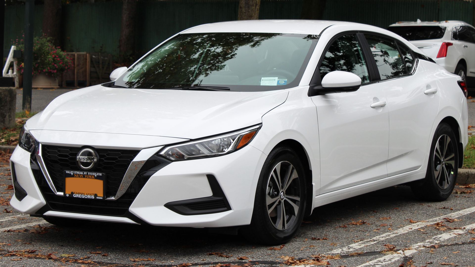 File:2020 Nissan Sentra SV, front 10.22.20.jpg