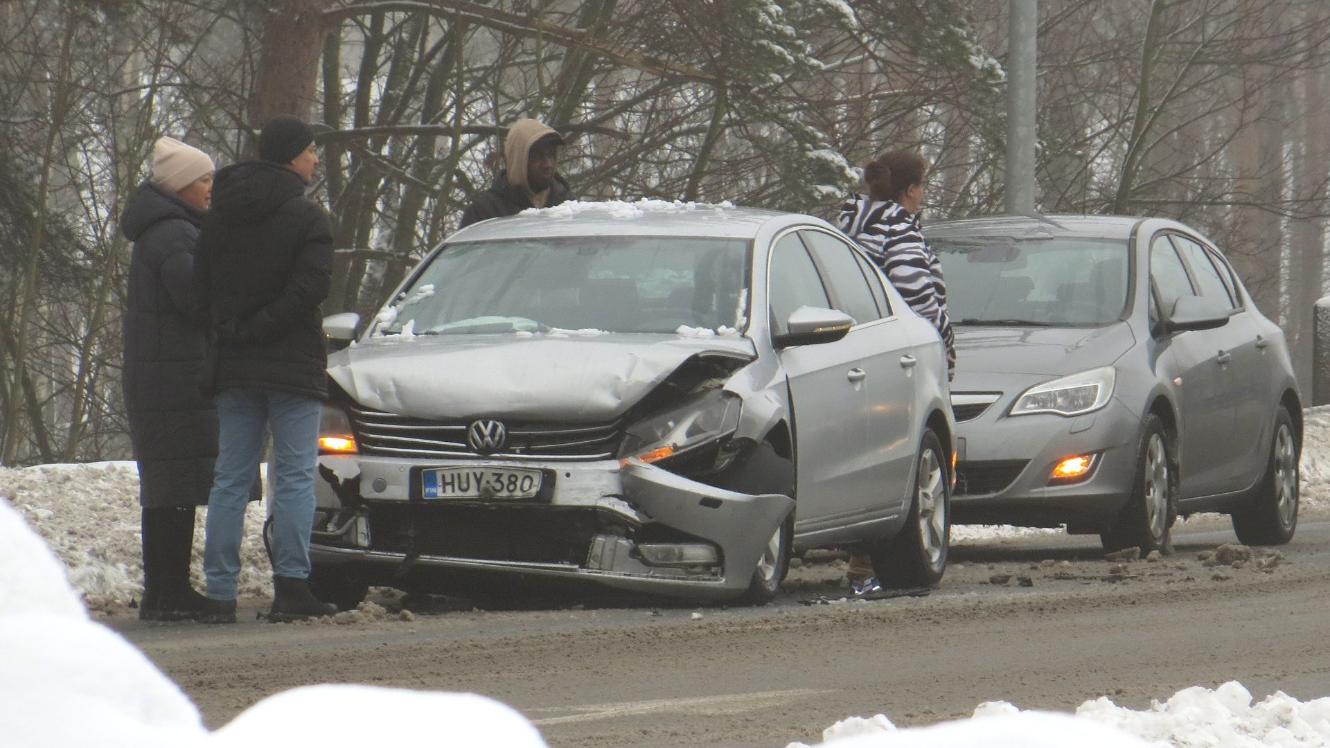 File:A Bit Of A Car Crash (53531028758).jpg