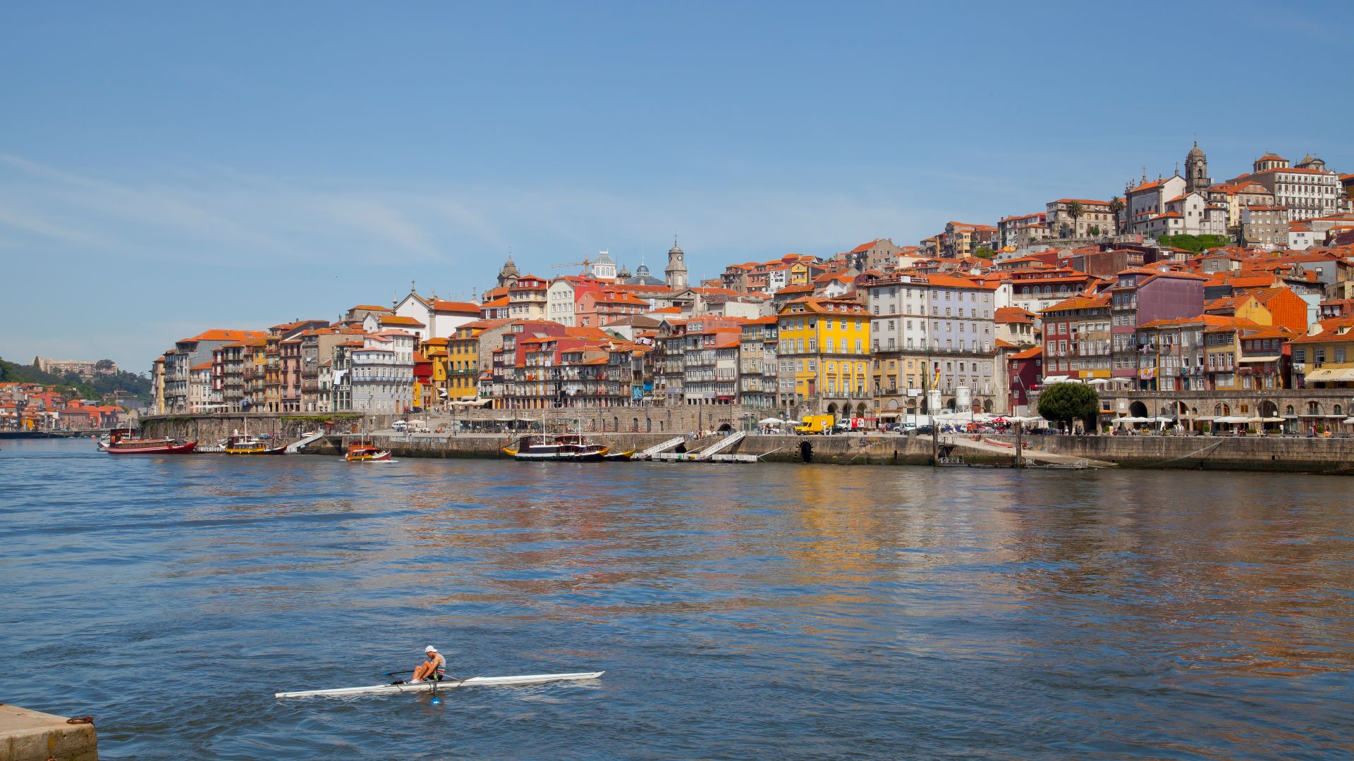 File:Cais da Ribeira, Oporto, Portugal, 2012-05-09, DD 21.JPG