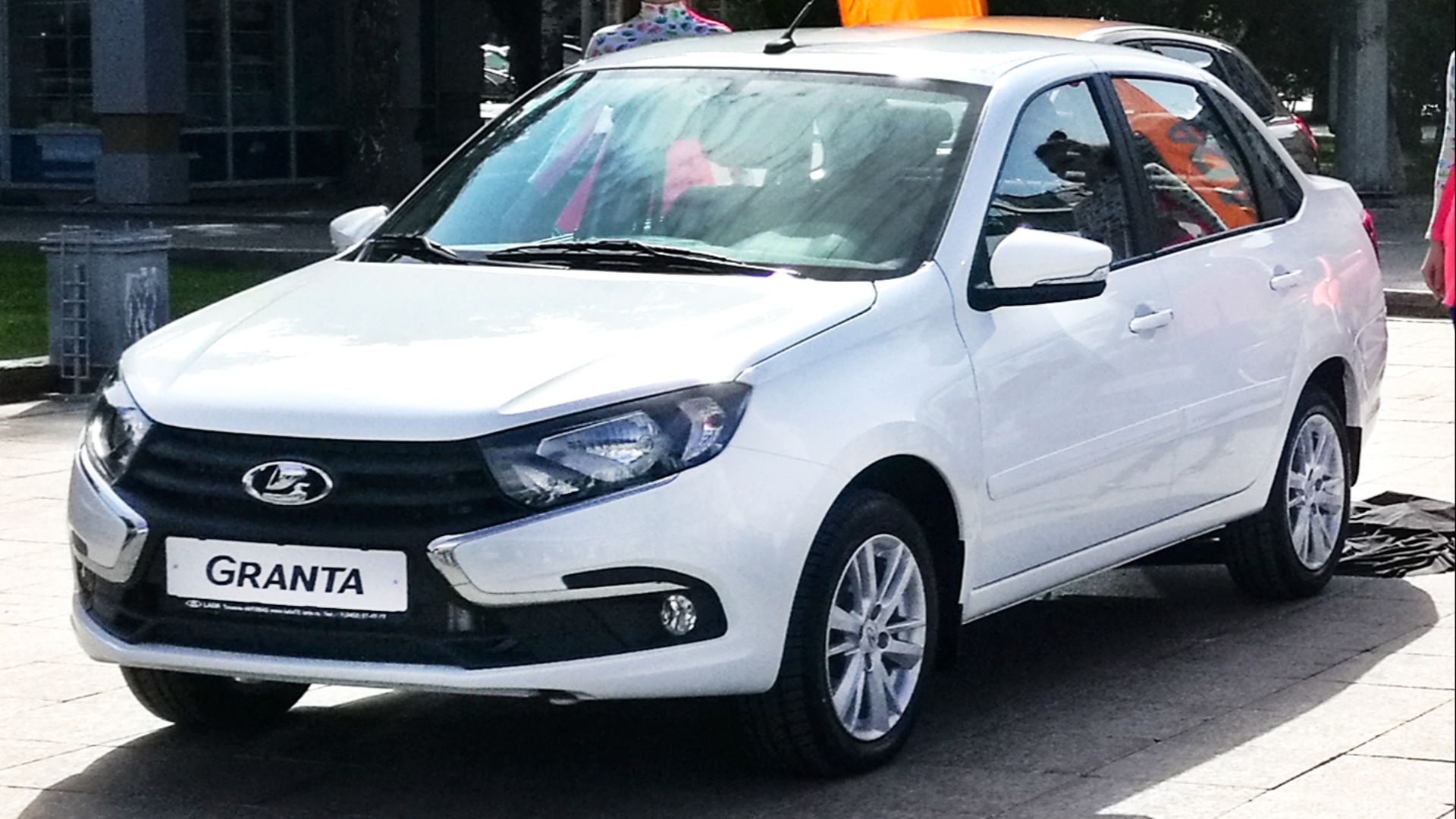 File:Lada Granta 2018 facelift.jpg