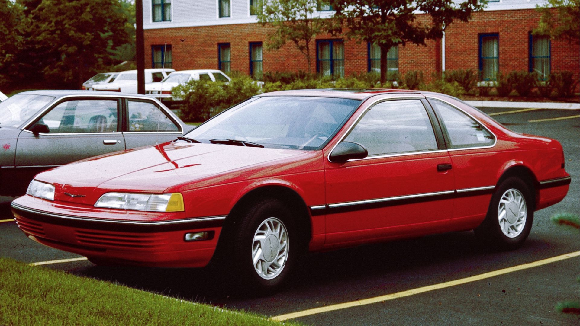 File:Ford Thunderbird 1990 Il.JPG