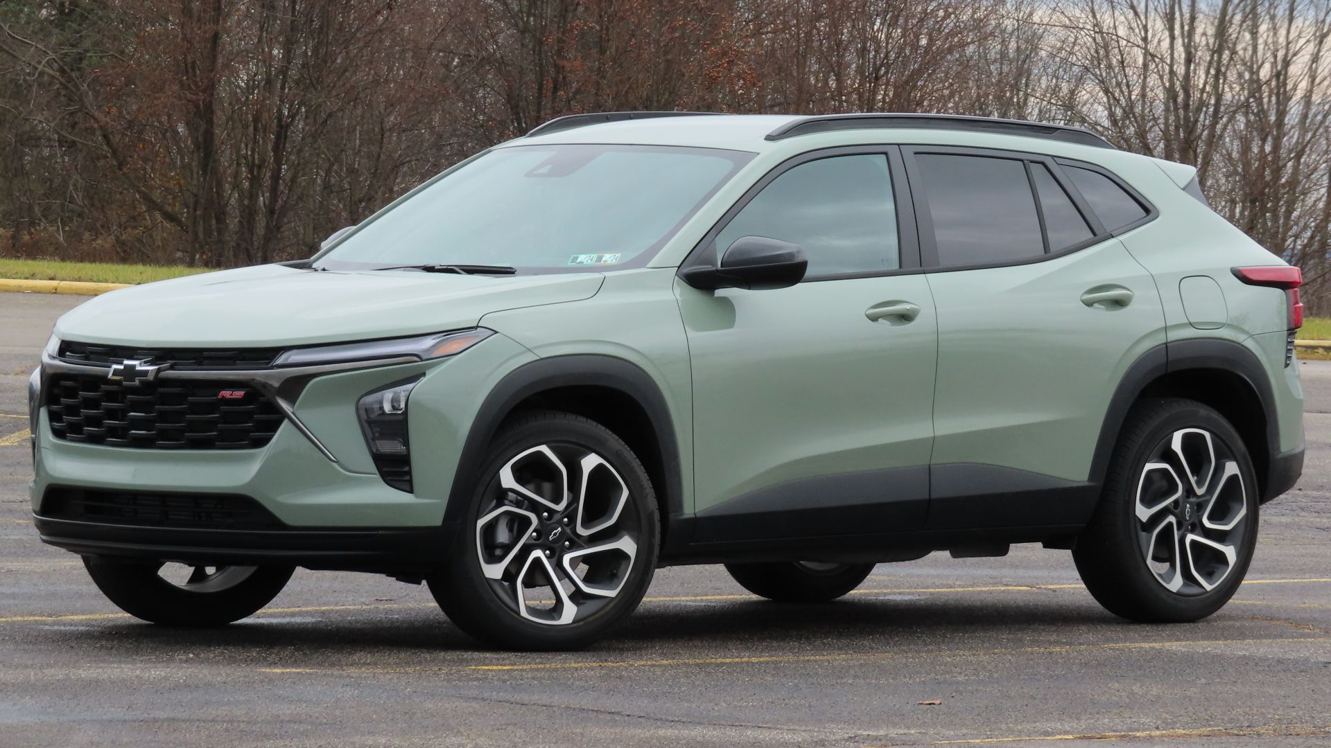 File:2024 Chevrolet Trax 2RS, front left, 12-10-2023.jpg