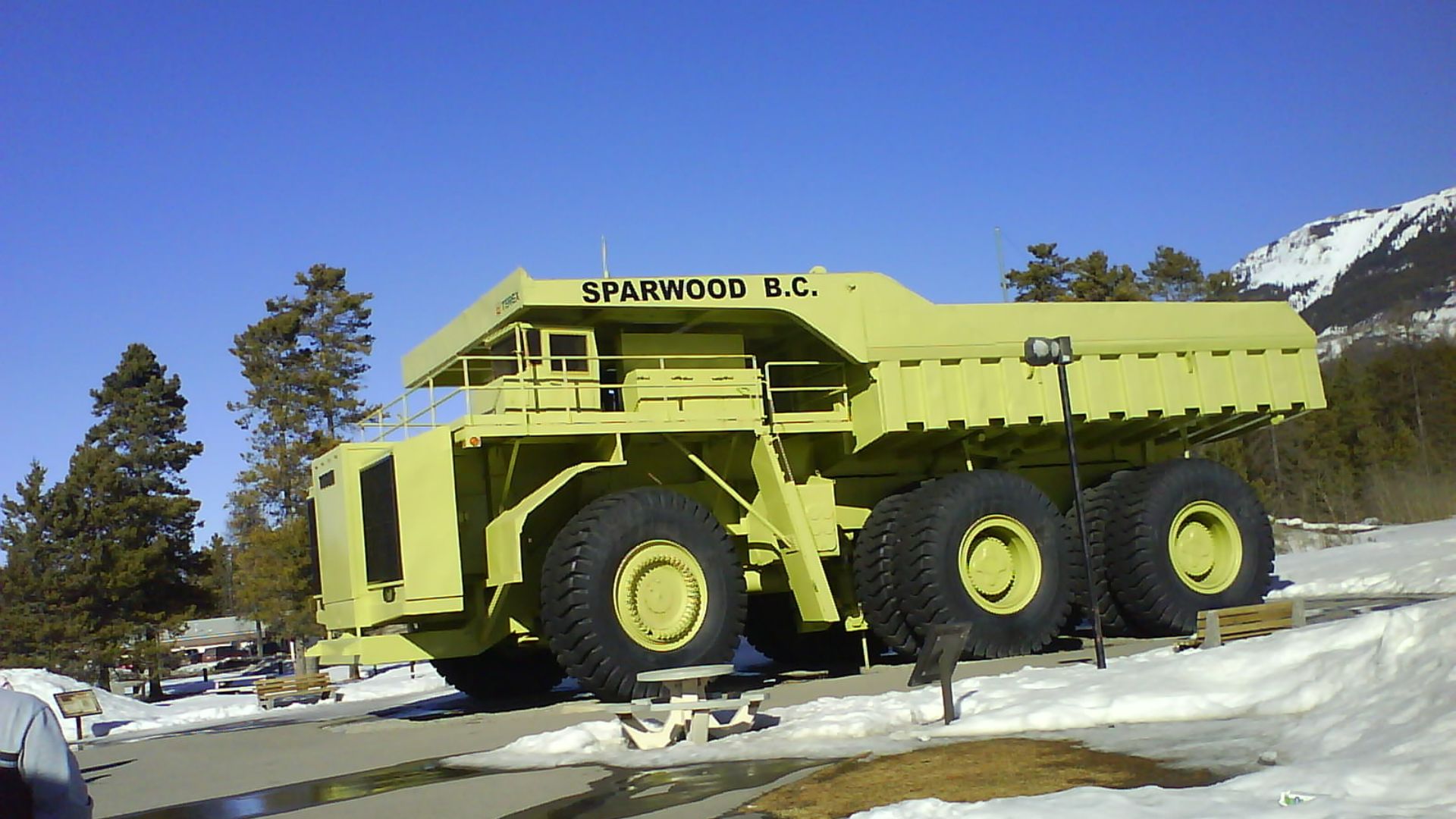 File:Terex Titan.JPG