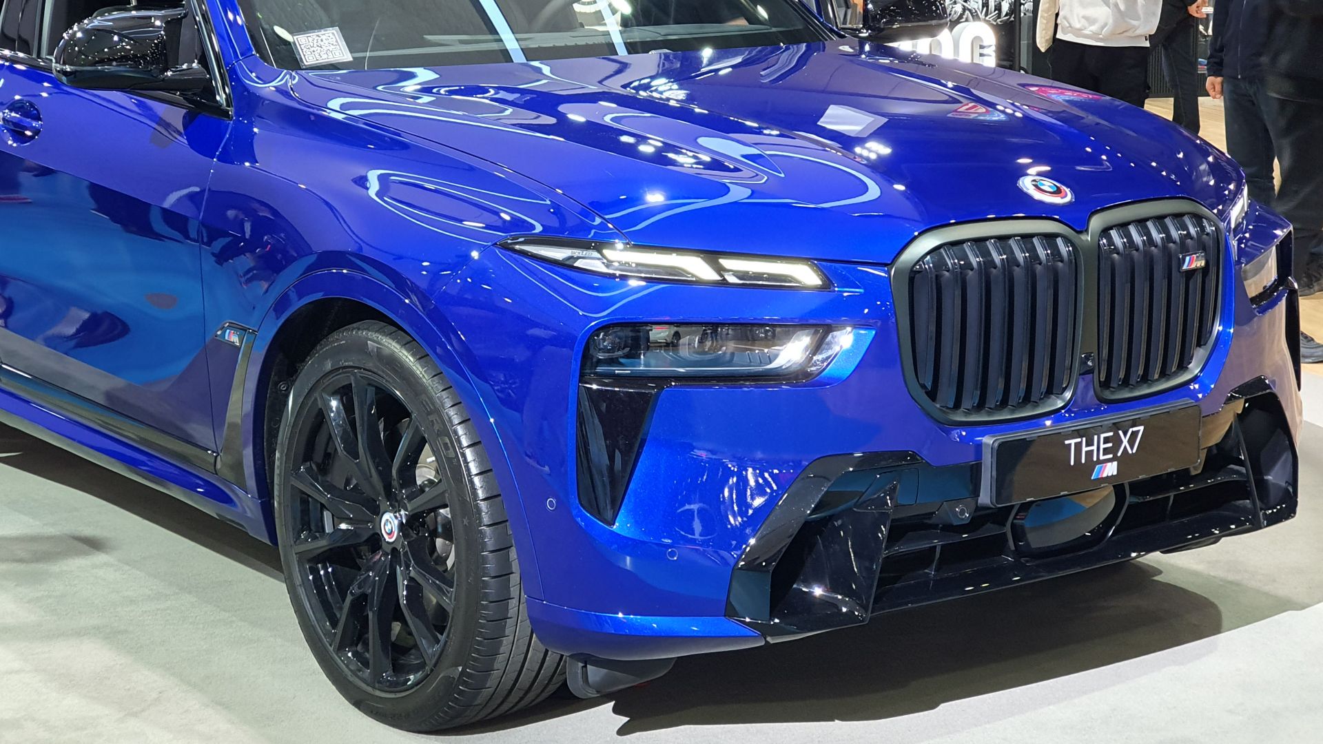 File:BMW G07 LCI X7 M60i xDrive M Marina Bay Blue Metallic.jpg
