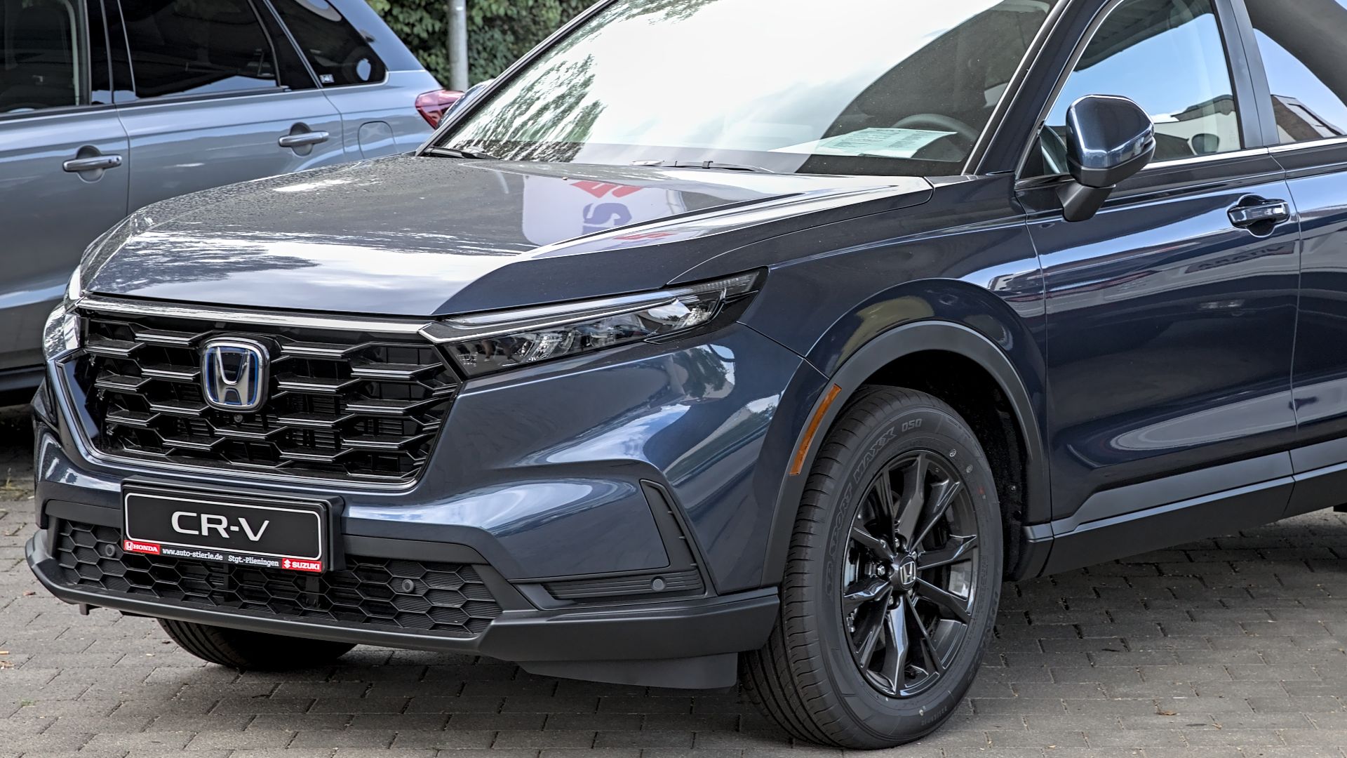 File:Honda CR-V (6th generation) hybrid 1X7A0866.jpg