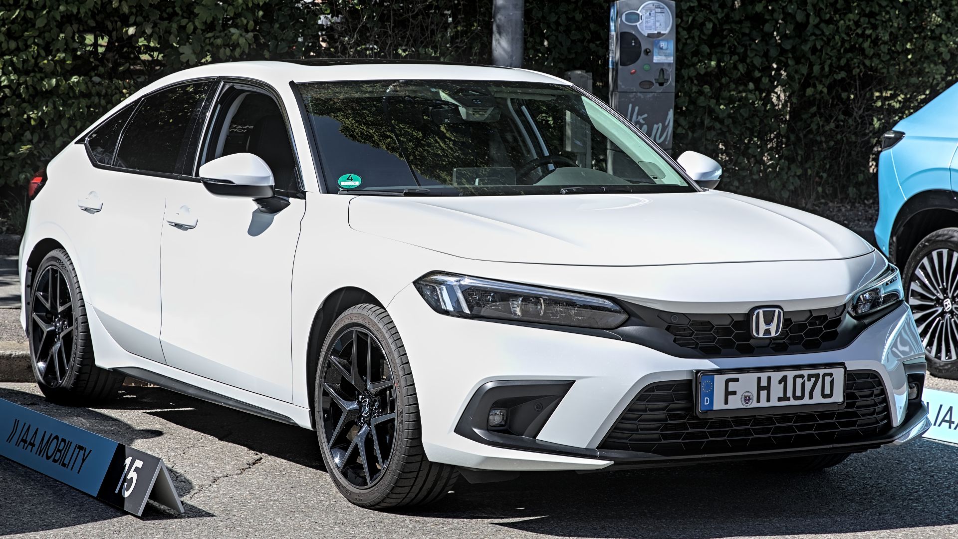 File:Honda Civic Hybrid (2022, Europe) IAA 2023 1X7A0545 (2).jpg