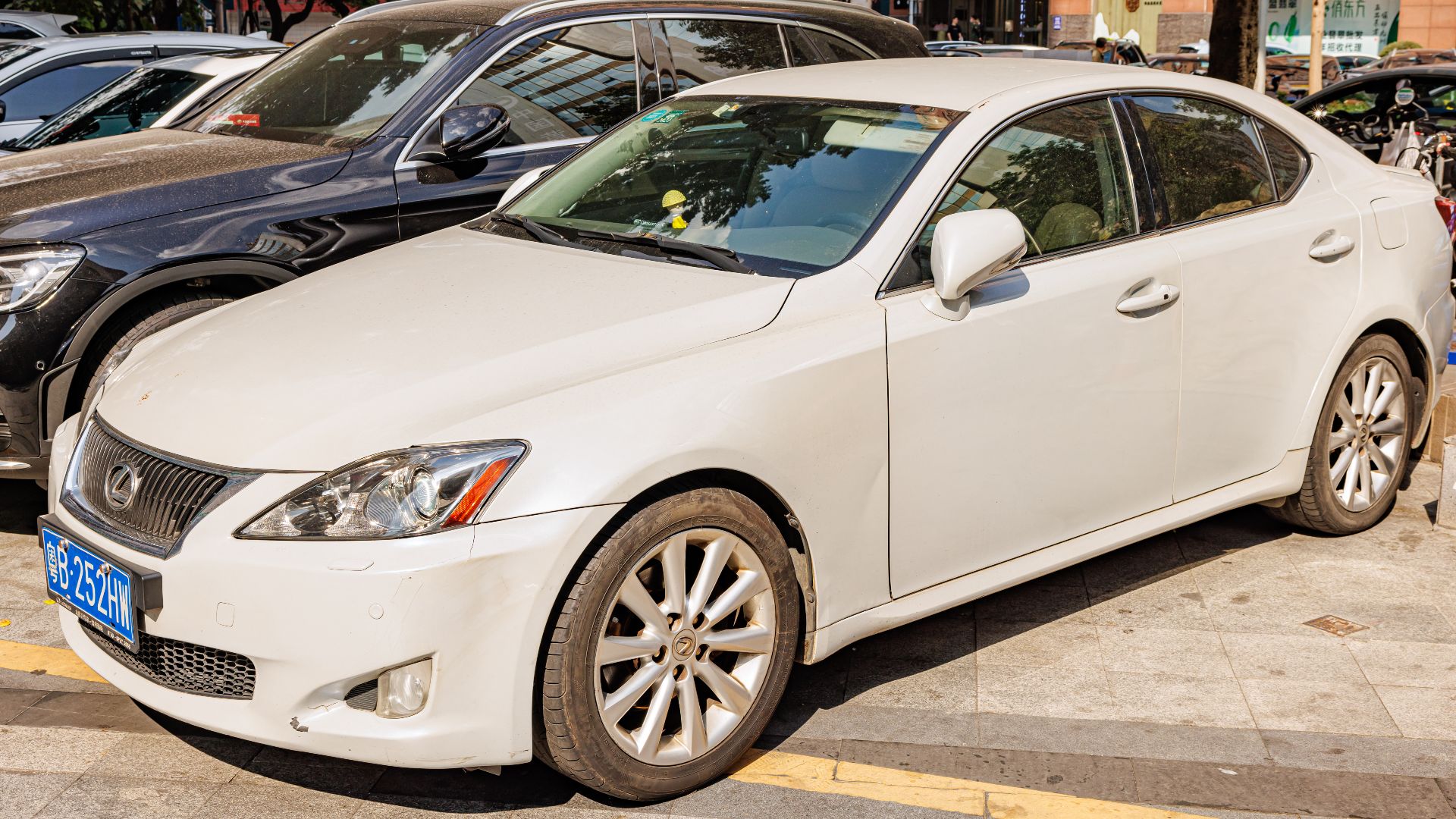 File:LEXUS IS 300 (XE20) China.jpg