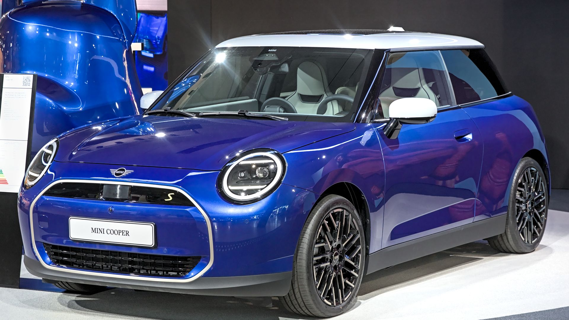File:Mini Hatch (J01) Cooper S IAA 2023 1X7A0724.jpg