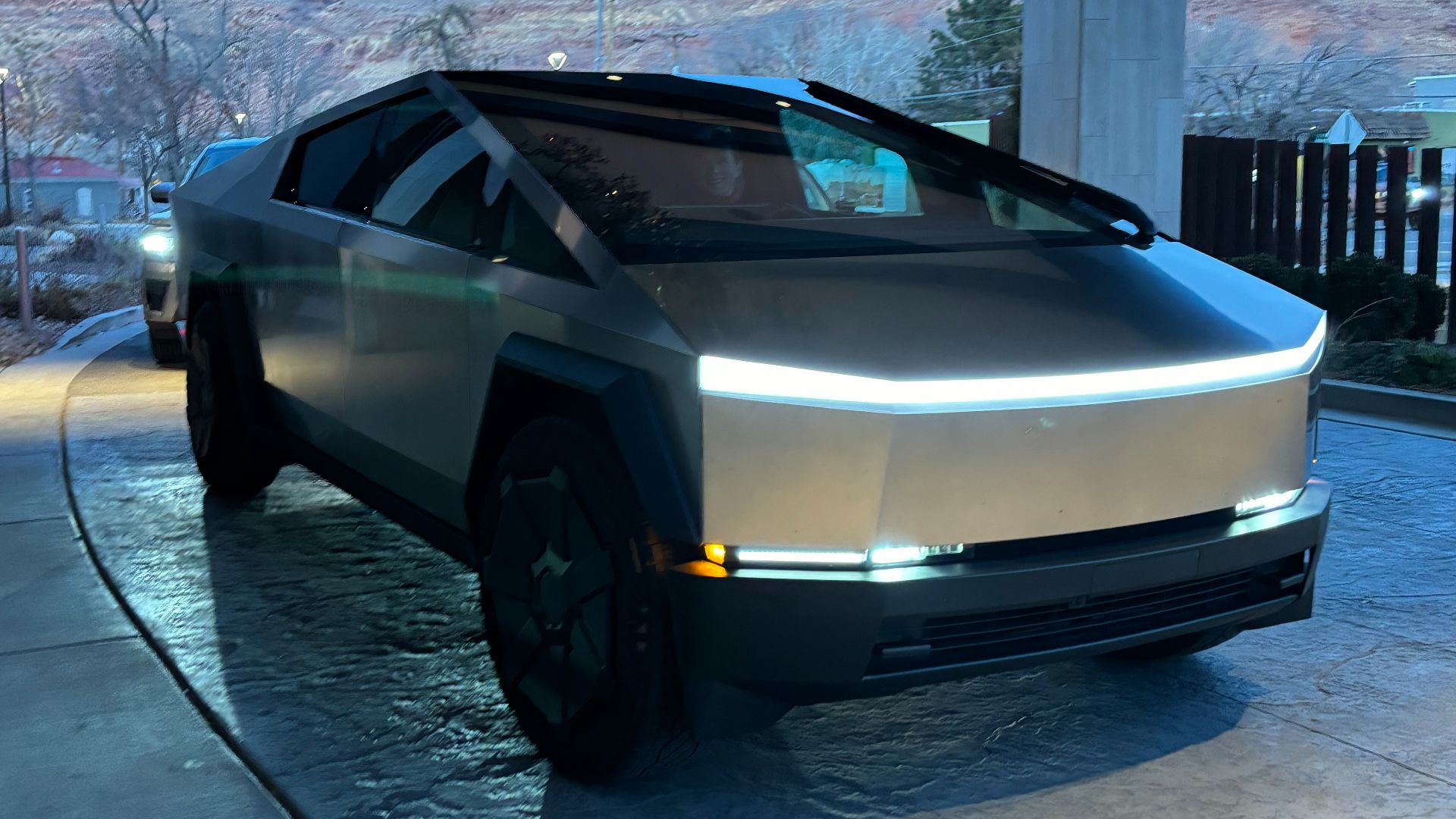 File:2024 Tesla Cybertruck, Moab 02.jpg