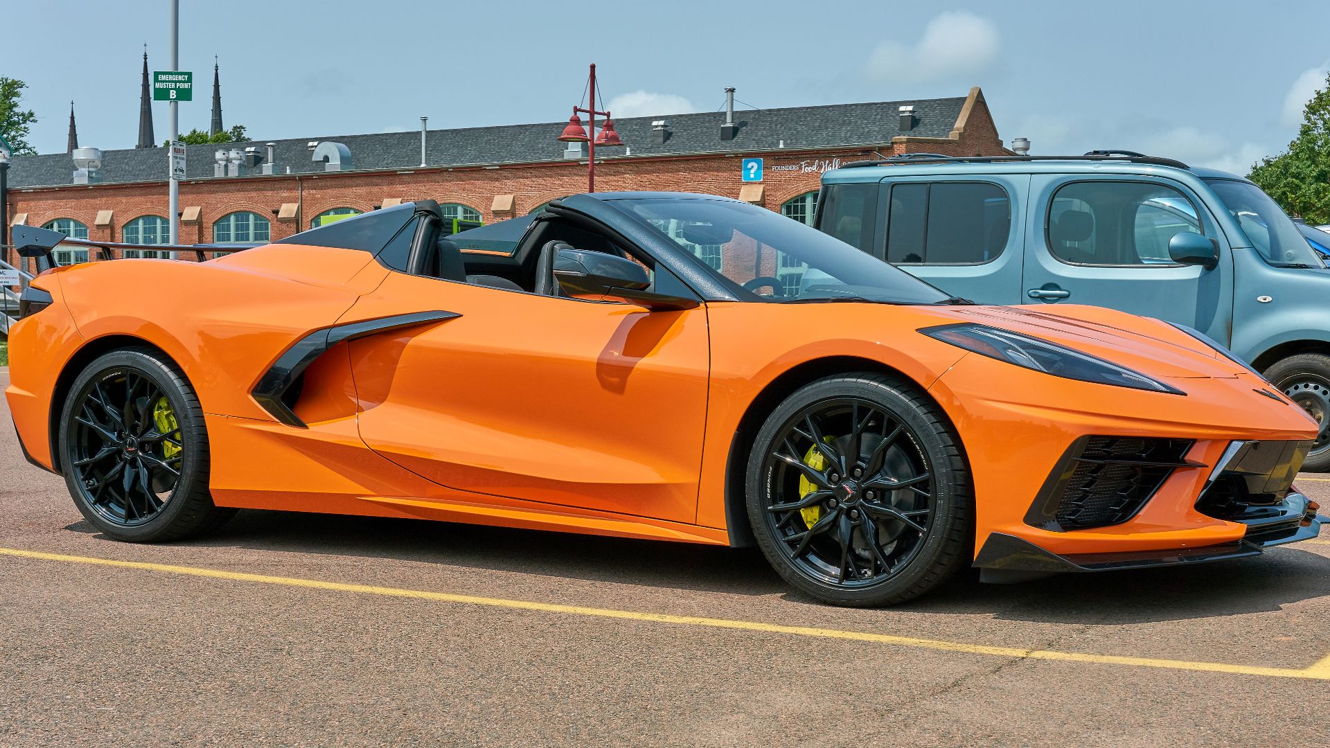 File:04367 Orange Chvrolet Corvette C8 convertible from right front V-P.jpg