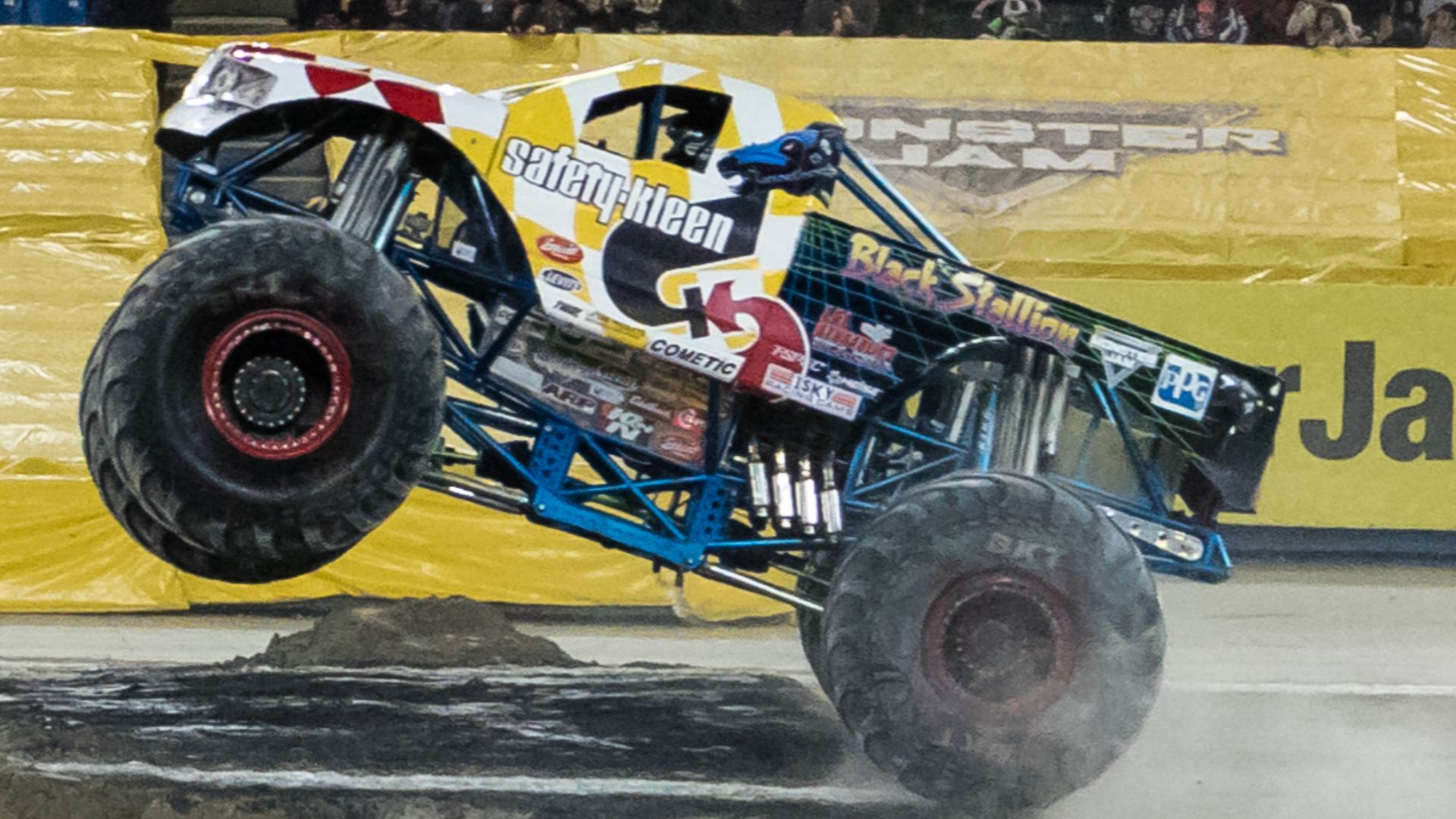 File:Black Stallion Monster Truck 2018.jpg