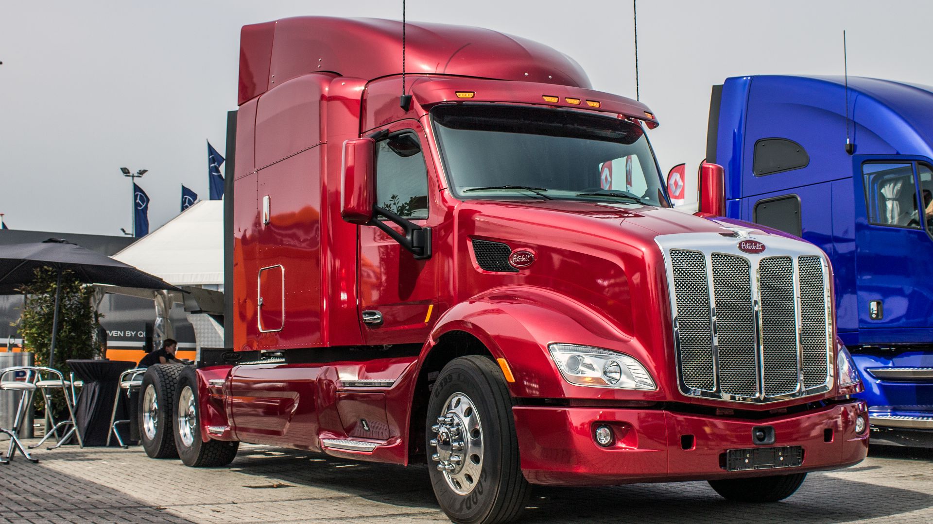 File:Peterbilt (9451414052).jpg