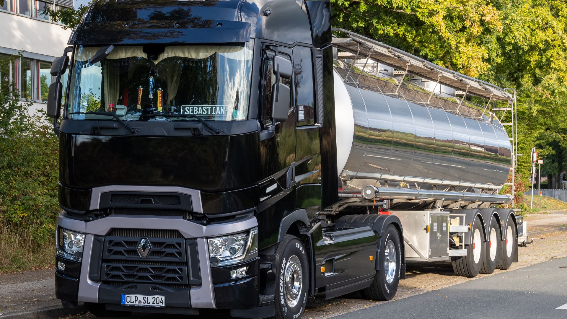 File:Renault T High 520 DTi13 Sattelzug.jpg