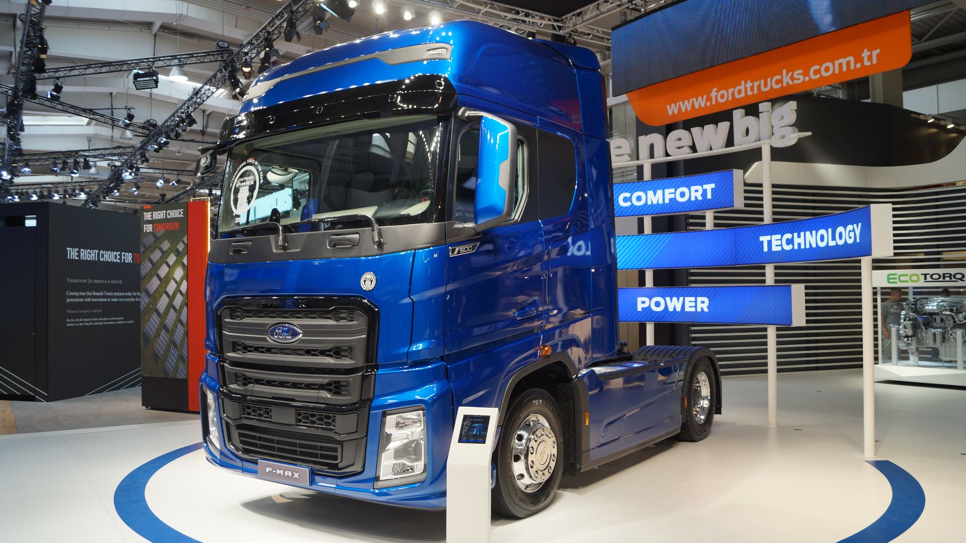 File:Ford F-MAX Blue Lightning - Front and left side IAA 2018.jpg