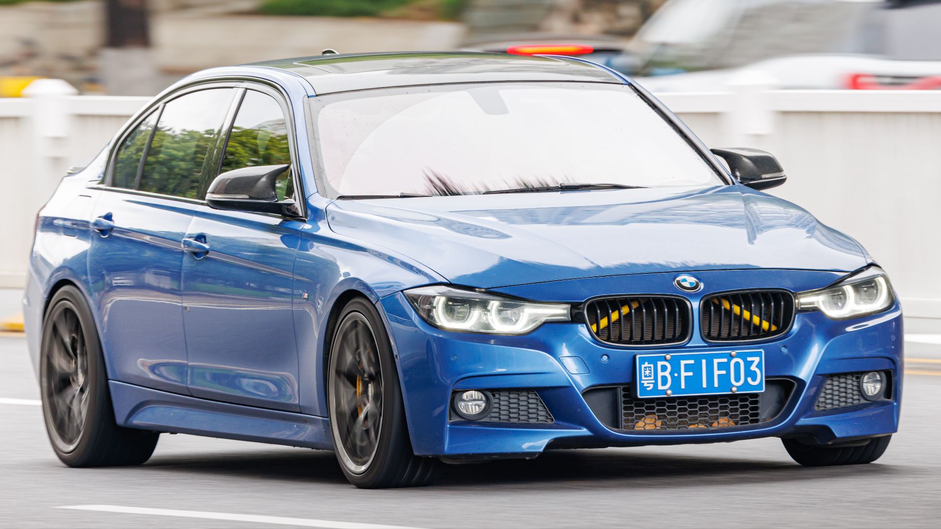File:BMW 3 SERIES LWB SEDAN (F35) China (32).jpg