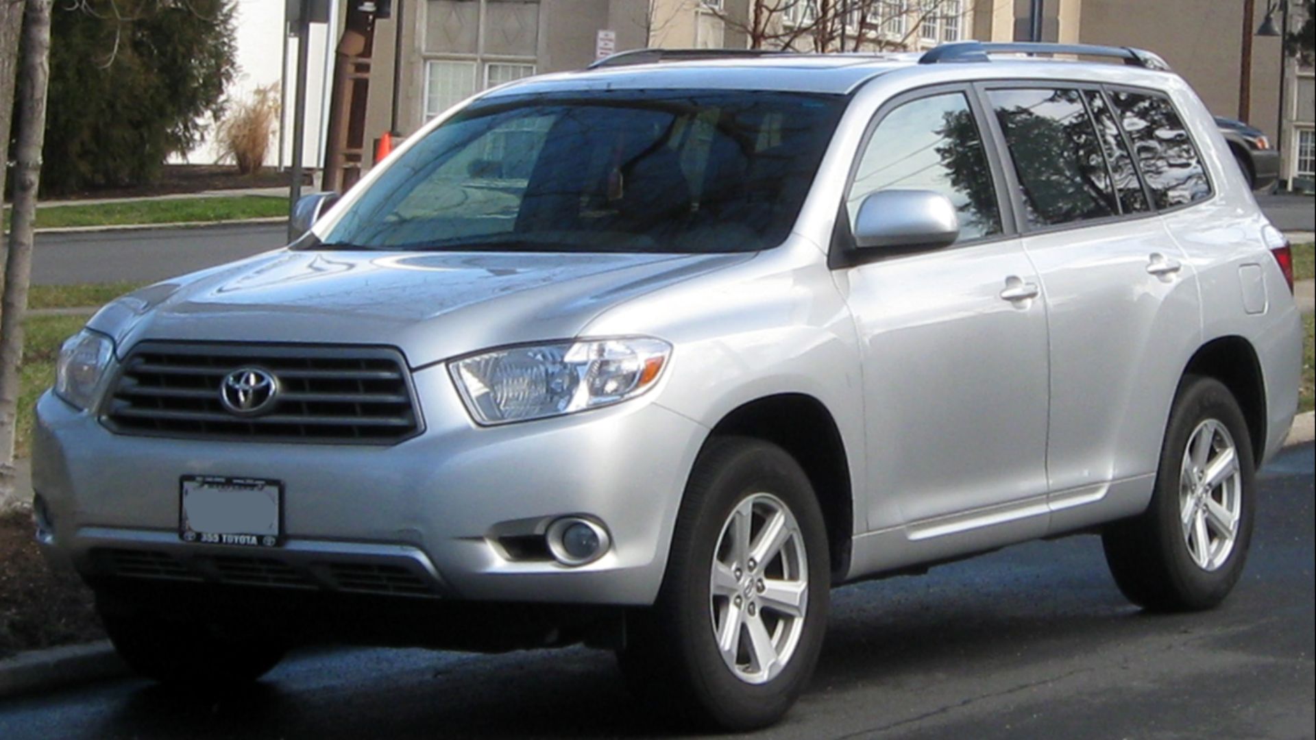 File:2008-2010 Toyota Highlander -- 01-27-2012.jpg