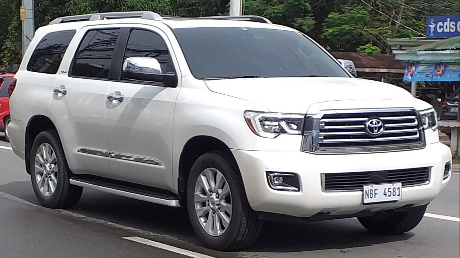 File:Toyota Sequoia in the Philippines (cropped).jpg
