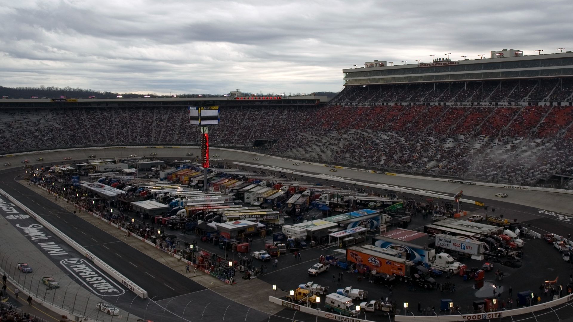 File:Bristol Motor Speedway in Bristol.jpg
