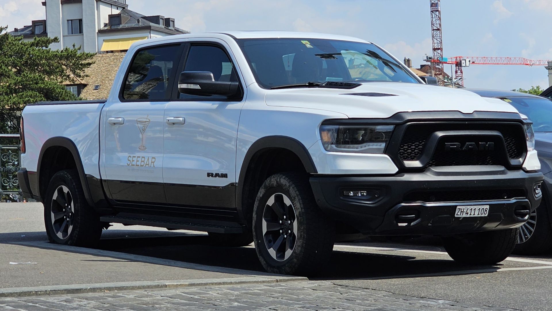 File:Ram 1500 Rebel 4X4 DT Bright White (2).jpg