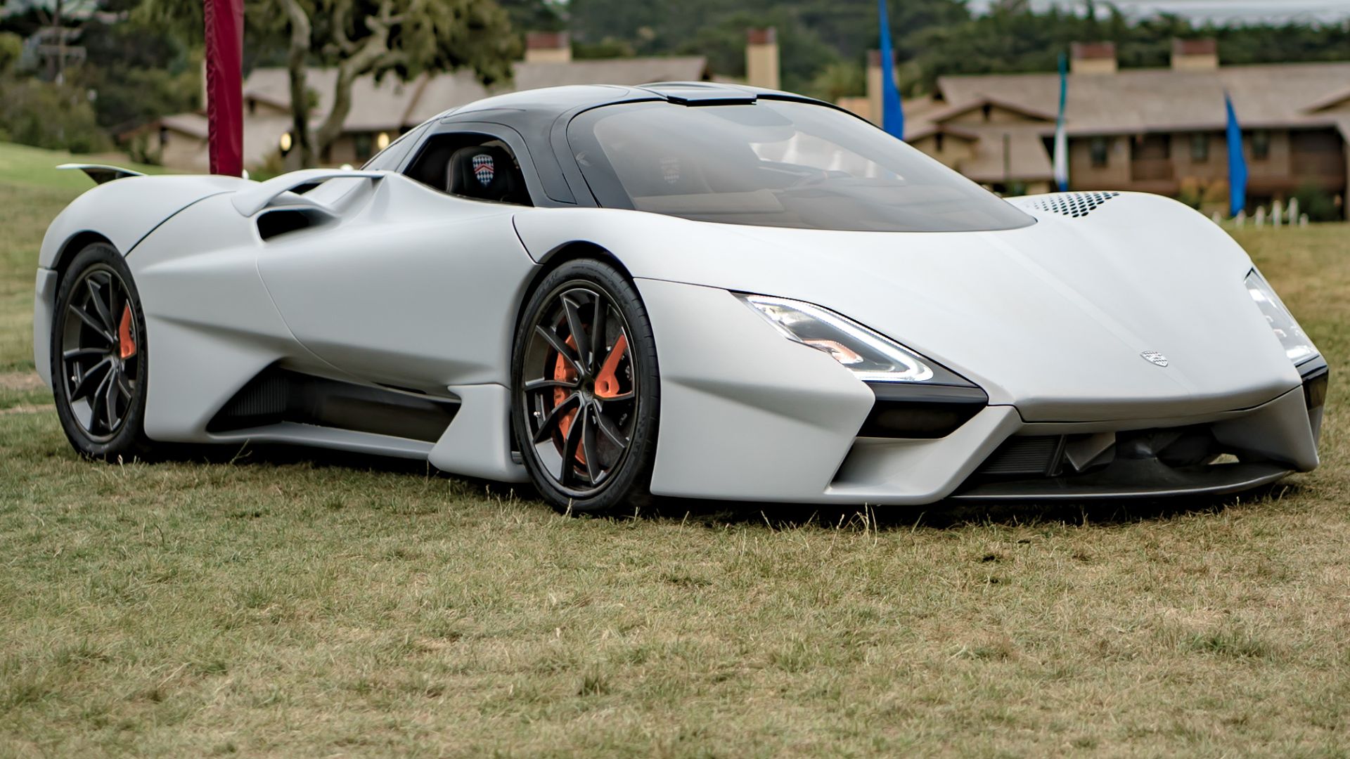 File:2019 SSC Tuatara at Pebble Beach Press Conference.jpg