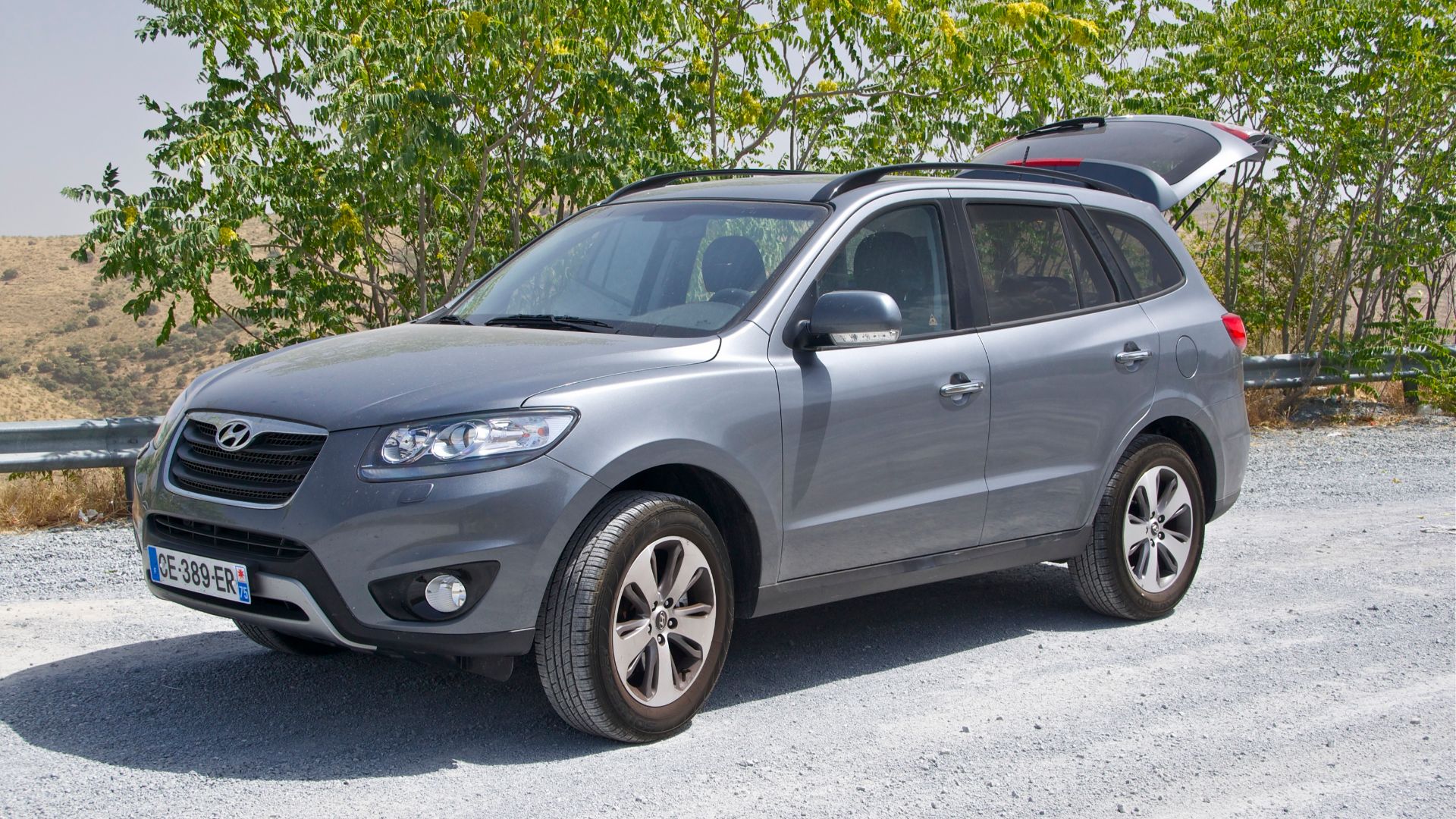 File:Hyundai Santa Fe 1.jpg